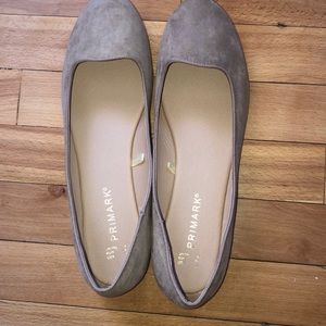 Brand new tan  flats , size 11
